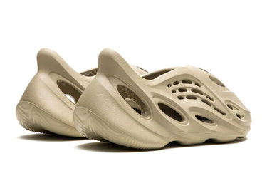 Adidas Yeezy Foam RNNR Sand